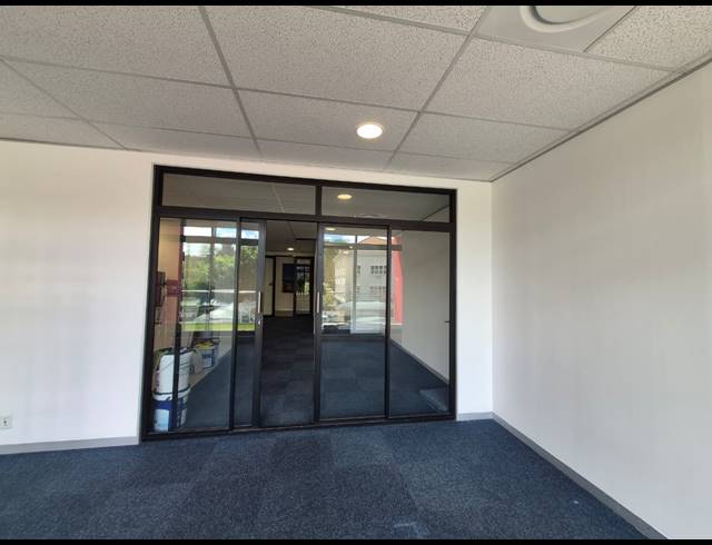 120M² OFFICE TO LET IN DUNKELD